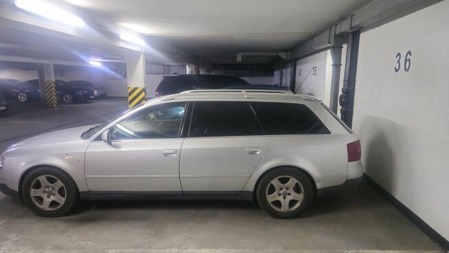 Audi A6 Avant 2.5 TDI quattro 2000r. 180koni