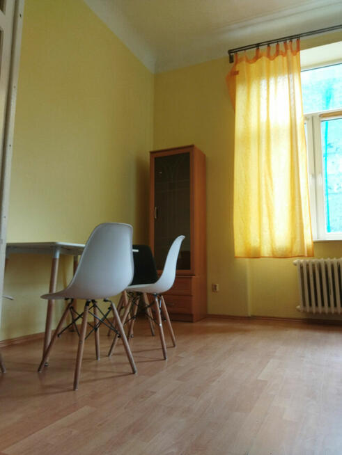 2 pokojowe mieszkanie w kamienicy na ul. Złotej w Warszawie