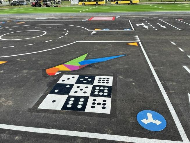 Gry podwórjowe, Gry Chodnikowe, Wielkoformatowe, Terenowe,