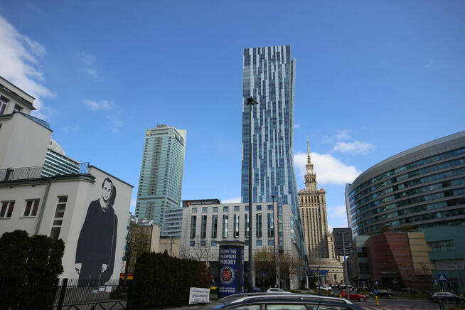 2 pokojowe mieszkanie w kamienicy na ul. Złotej w Warszawie
