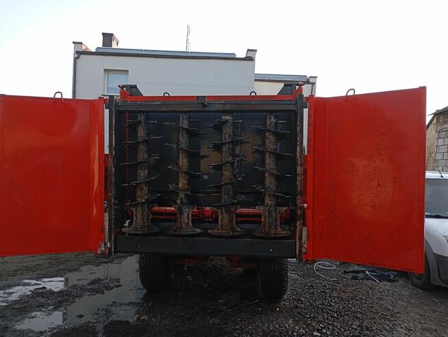 Rozrzutnik obornika Roltrans 8 t