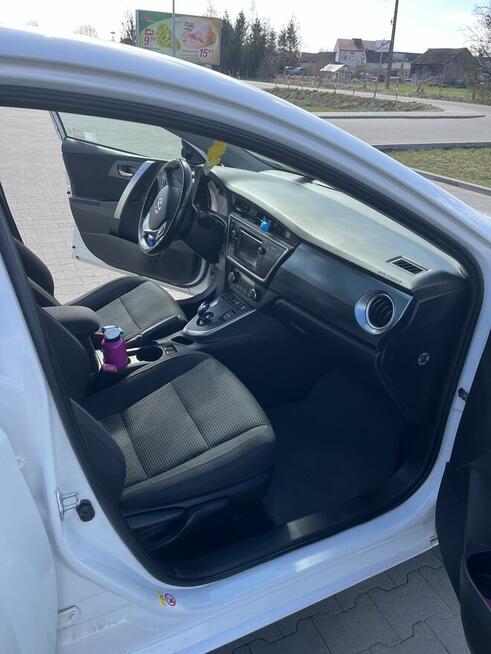 Sprzedam Toyotę Auris