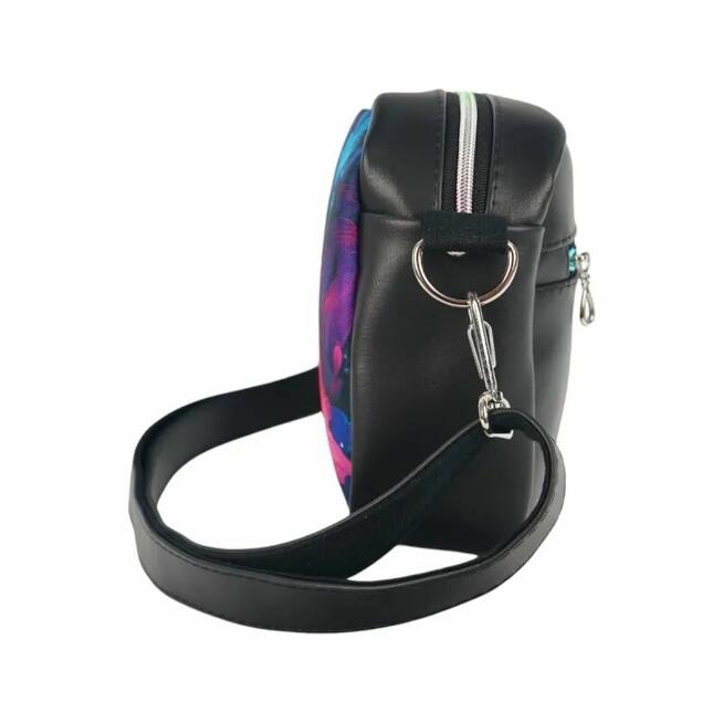 Torebka damska na ramię box prostokątny w Kwiaty - Czarna skóra eko