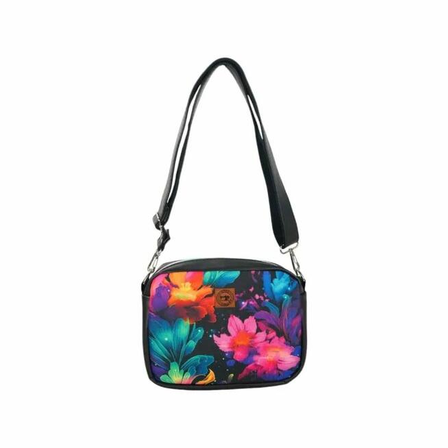 Torebka damska na ramię box prostokątny w Kwiaty - Czarna skóra eko