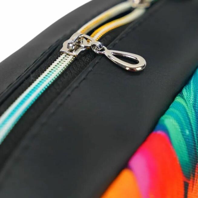 Torebka damska na ramię box prostokątny w Kwiaty - Czarna skóra eko