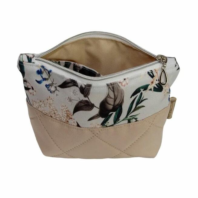 Kosmetyczka Kwiaty Bzu dla niej