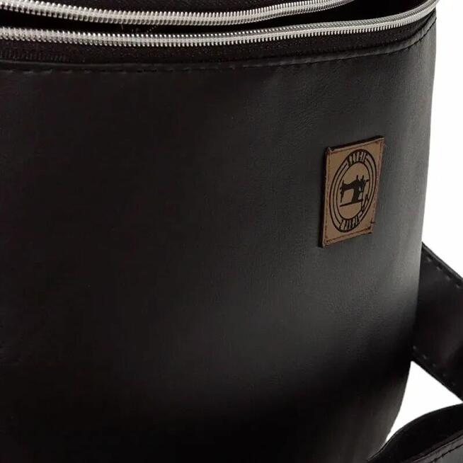 Nerka Czarna - Minimalistyczna Torebka Saszetka Damska