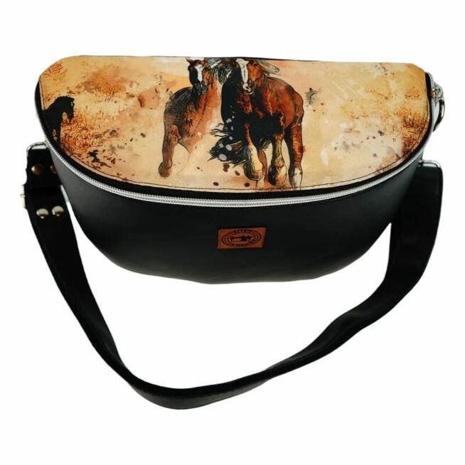 Duża Torebka Nerka Damska - Czarna i Konie w Galopie
