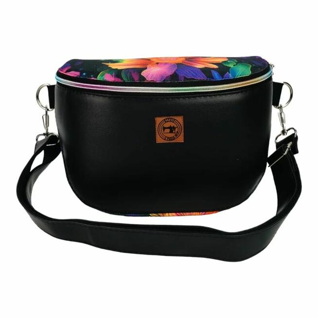 Duża Torebka Nerka Damska - Czarna i Purpurowy Ogród