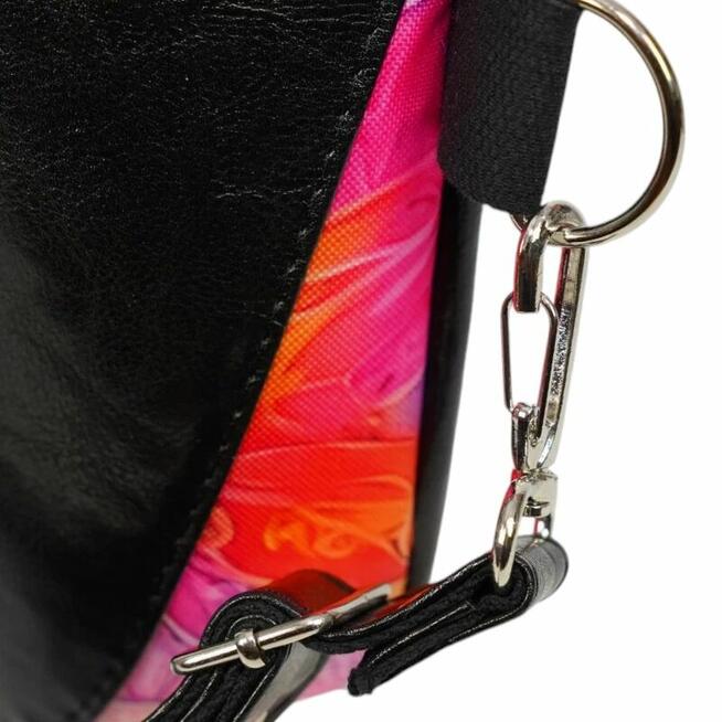 Czarna Nerka Kwiatowa – Elegancka Torebka Damska
