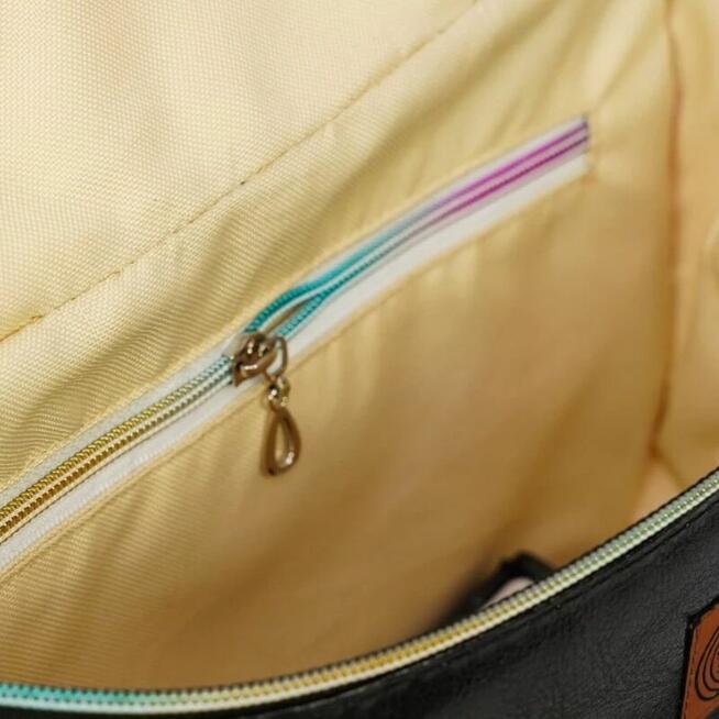 Czarna Nerka Kwiatowa – Elegancka Torebka Damska