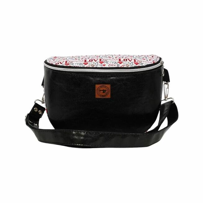 Czarna Nerka Love – Pojemna Torebka Damska