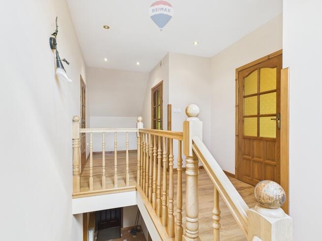 Dom do zamieszkania, duży garaż i działka