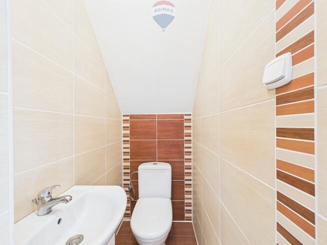 Dom do zamieszkania, duży garaż i działka