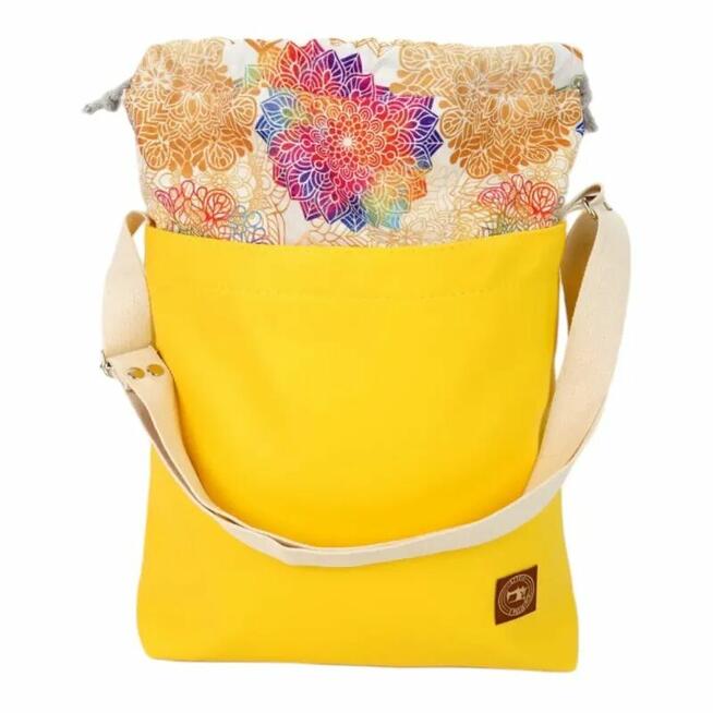 Torebka z Kominem ze wzorem Jasnych Mandali