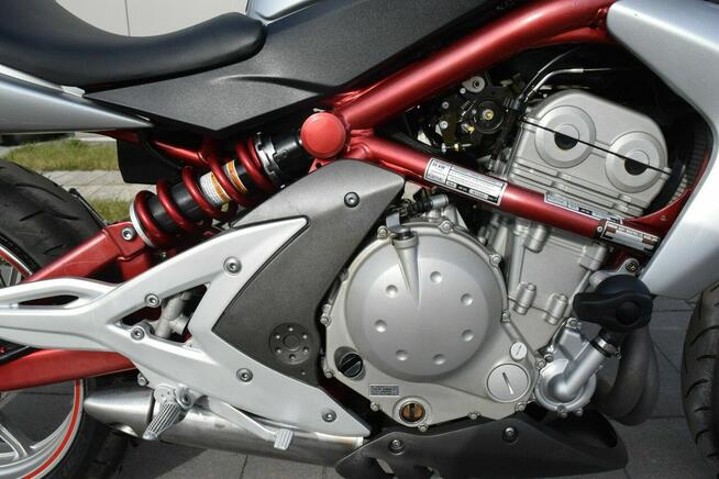Kawasaki ER ER6 pełen oryginał, od Kobiety, dok. na km, z niemiec