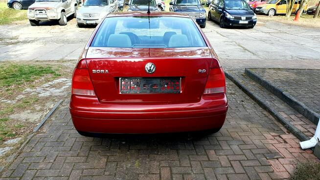 Volkswagen Bora 2,0 z Niemiec Super Kolor Bezwypadkowa Alu Polecam !