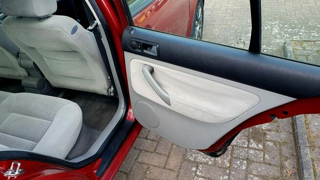 Volkswagen Bora 2,0 z Niemiec Super Kolor Bezwypadkowa Alu Polecam !