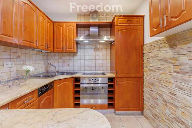 Dwupoziomowe mieszkanie gotowe do zamieszkania!