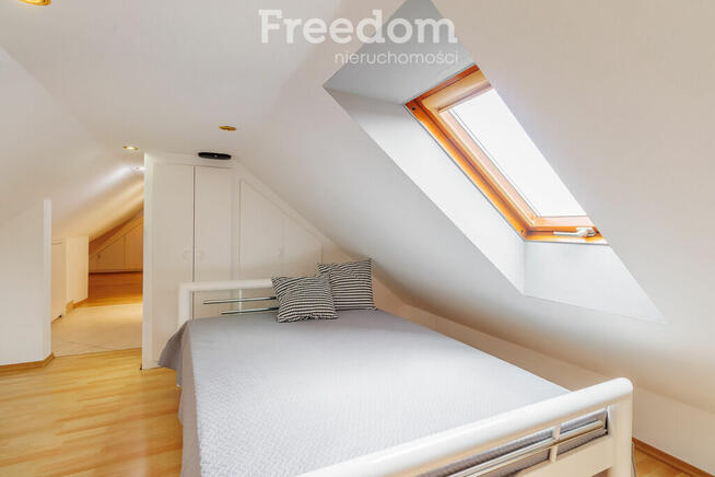 Dwupoziomowe mieszkanie gotowe do zamieszkania!