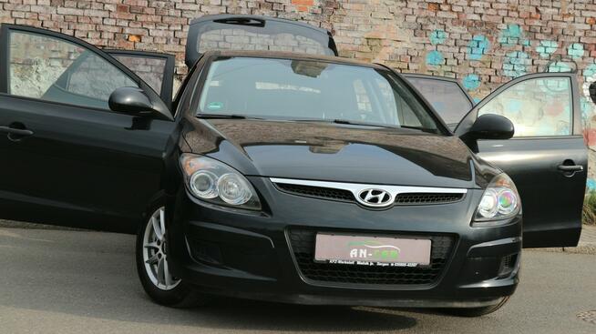 Hyundai i30 1,4 16V-4 Elektryczne szyby-Elektryczne Lusterka-Klimatyzacja