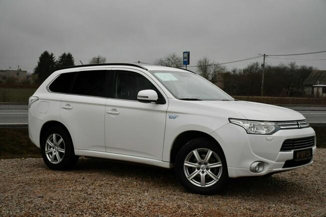 Mitsubishi Outlander 2.0i#PHEV#Skóry#Szyberdach#Climatr#Kamera#Navi#Bixenon#ASO#FuLL#Gwaran