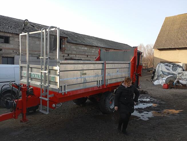 Rozrzutnik obornika Roltrans 8 t