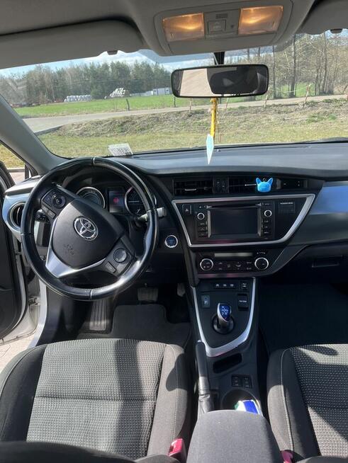 Sprzedam Toyotę Auris