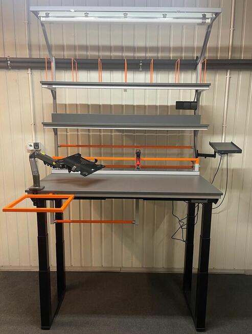 Stół do pakowania z elektryczną regulacją wysokości NOWOŚĆ