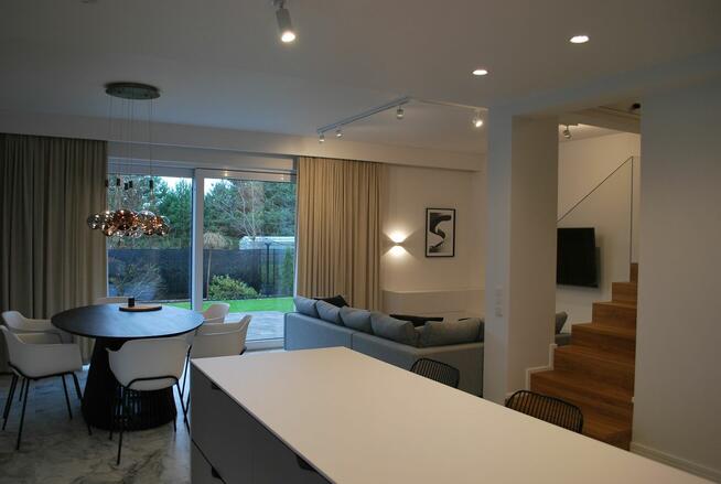 Dom nowoczesny w Stanisławowie