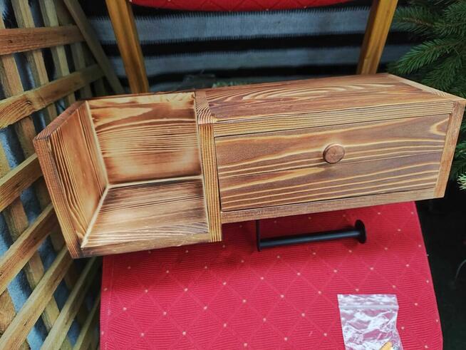 Uchwyt na papier toaletowy szafka brązowa z półka drewniana