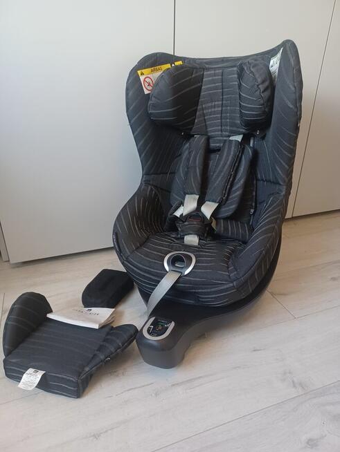 Fotelik obrotowy Cybex GB Platinum Vaya Plus i-Size Lux Blac