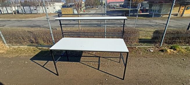 Stół roboczy do pakowania paczek – Metalowy, solidny