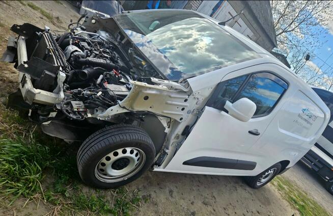 Sprzedam Opel Combo 2021r