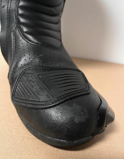 Sprzedam męskie buty motocyklowe