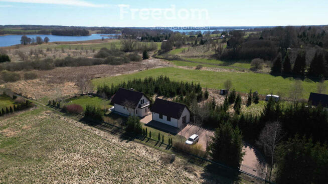 Dom nad jeziorem Dadaj z działką 7550 m2