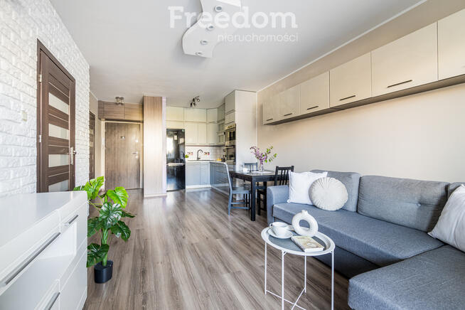 Na sprzedaż 2-pokojowe mieszkanie 39 m² w Ząbkach