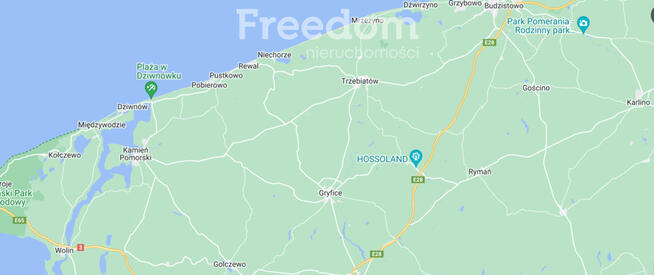 Wynajęty lokal usługowy na sprzedaż w centrum.