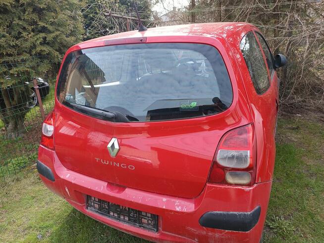 Lampy tylne prawa lewa Renault Twingo 2010r kod lak OV727.