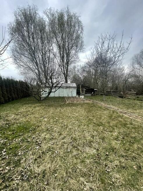 Działka ROD z linią brzegową