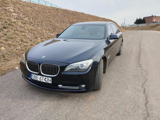 Sprzedam ładne BMW 750 w wersji Long
