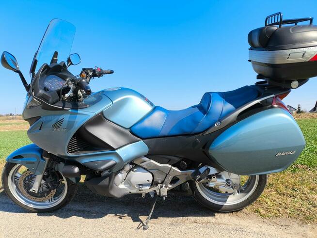 Honda NT 700v DEAUVILLE