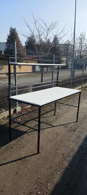Stół roboczy do pakowania paczek – Metalowy, solidny