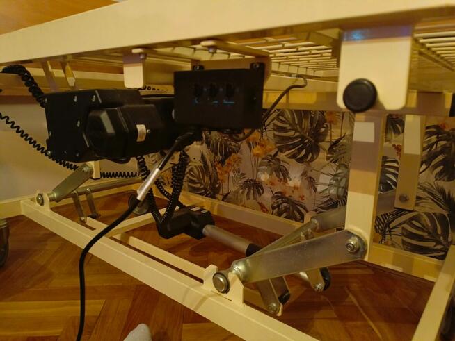 Sprzedam łóżko rehabilitacyjne na pilota