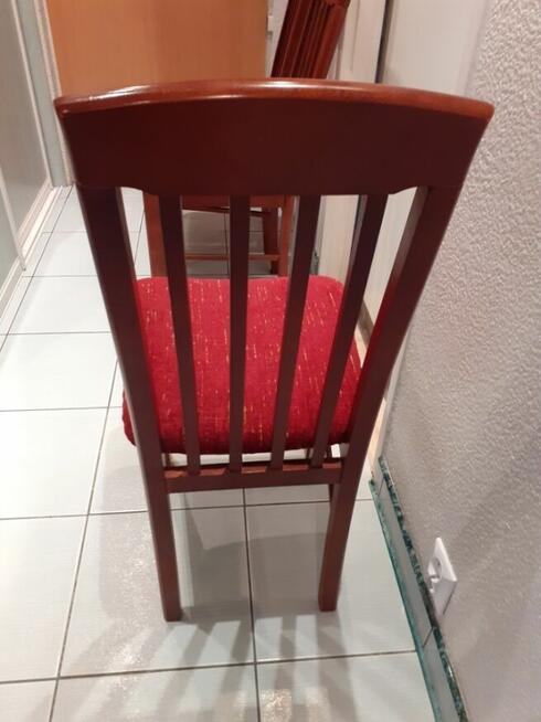 Sprzedam stół rozkładany + 4 krzesła