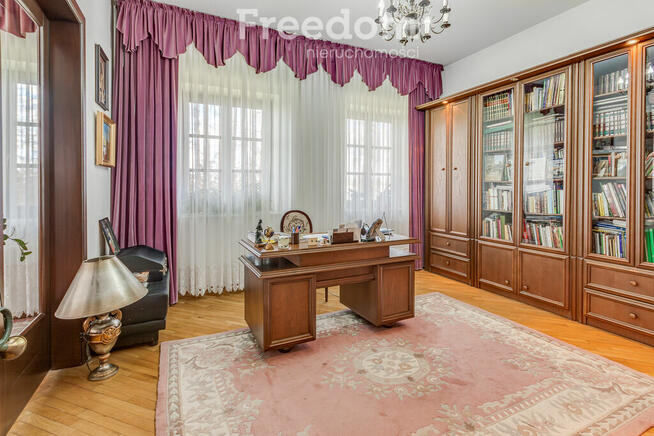 Dom, hale, biuro - okolice Konstancin Jeziorna