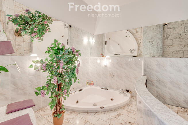 Dom, hale, biuro - okolice Konstancin Jeziorna