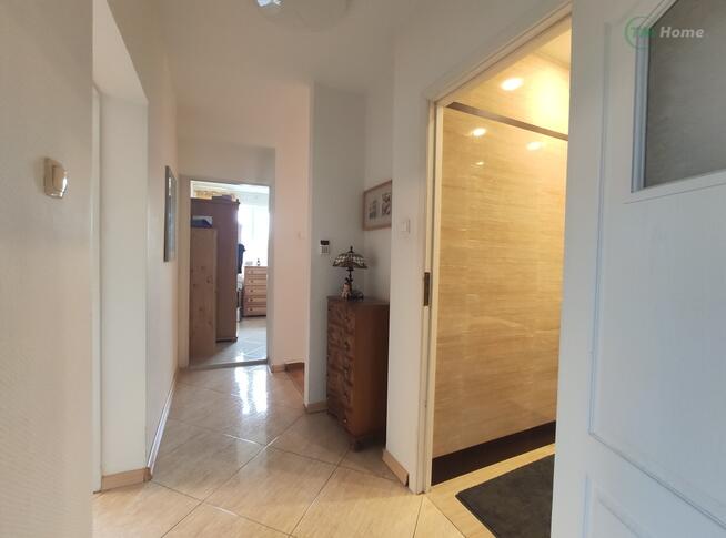 Duży dom w Karlinie. Hotel/Usługi.