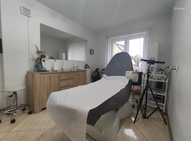 Duży dom w Karlinie. Hotel/Usługi.