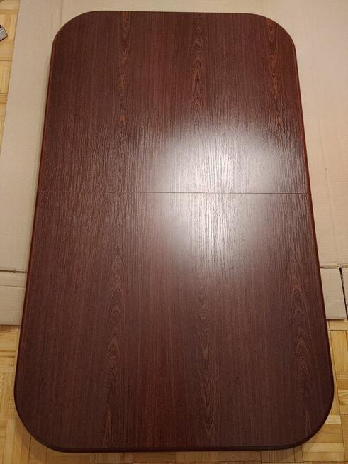 Sprzedam stół rozkładany + 4 krzesła